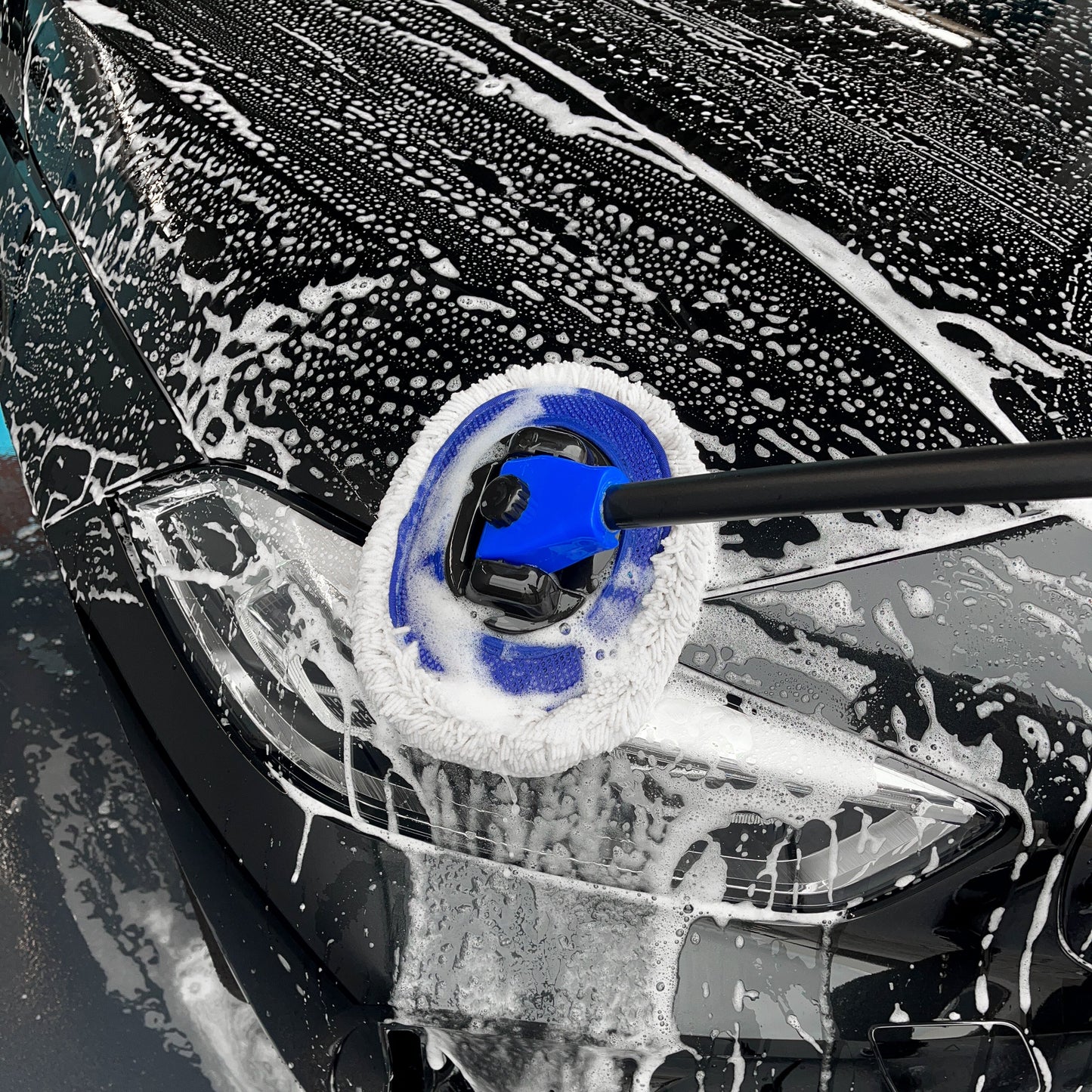 CleanReach™ – Hele bilen, ét værktøj Når alle hjørner og flader – nemt og hurtigt